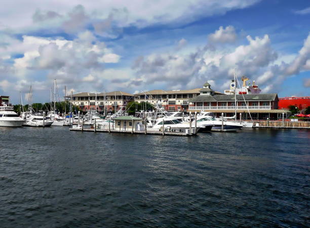 istock Palafox Pier and Marina 1474179389