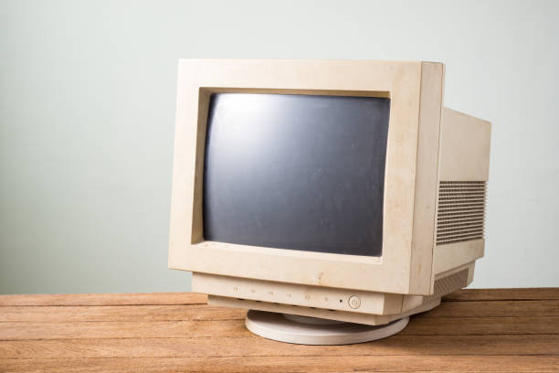 istock old monitor 1474182206