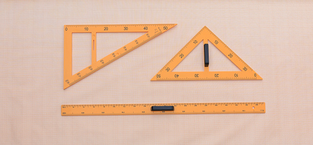 construction measuring rulers on graph paper