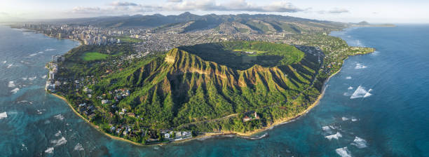 cráter diamond head en oahu - hawaii islands oahu waikiki diamond head fotografías e imágenes de stock