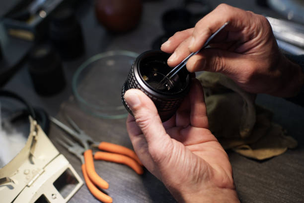 istock Vintage lens repair 1474225655