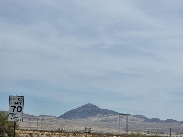 istock Mojave Vegas - LA 1474235431