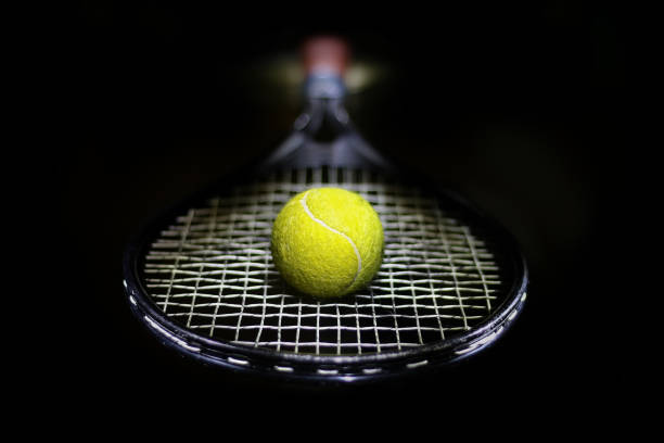 equipamento de tênis - tennis racket ball isolated - fotografias e filmes do acervo