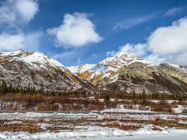 istock Mountains of Alaska 1474260284