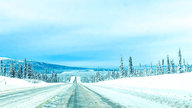 istock Winter Driving in the Last Frontier 1474260308