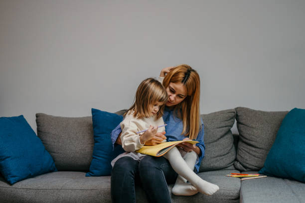 istock Mommy is going to show you 1474290191