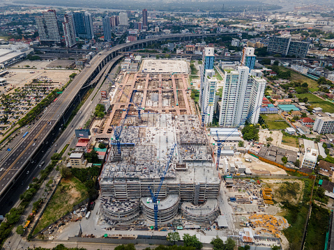 Progress view of the Bangkok Mall project at Bangna Trad and Sukhumvit roads in Bangkok. The footprint of the mall is over 100 rai. The mall estimates 80,000 sq meters of commercial space for department stores and retail vendors, and is expected to open in 2023.