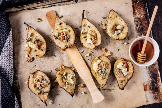 istock Baked Pears with Gorgonzola Cheese 1474319476