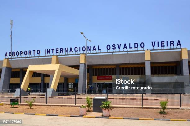 Aeropuerto Internacional Osvaldo Vieira Bissau Guinea Bissau Foto de stock y más banco de imágenes de Aeropuerto