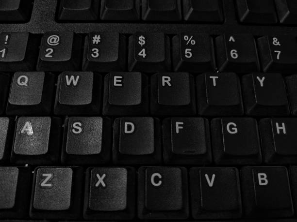 qwertyキーボードを閉じる - computer key close up computer qwerty ストックフォトと画像