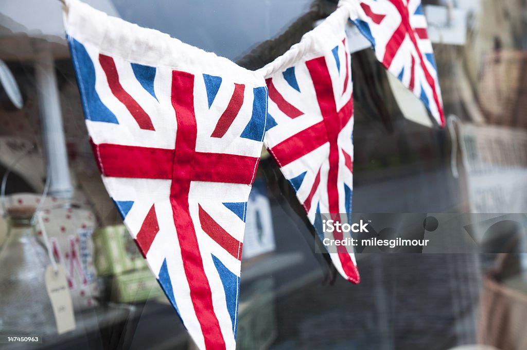 Union jack bunting pour le jubilé de la Reine - Photo de Reine - Monarque libre de droits