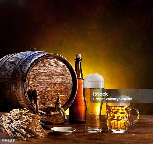 Beer Barrel With Glasses Stock Photo - Download Image Now - Alcohol - Drink, Barrel, Beer - Alcohol