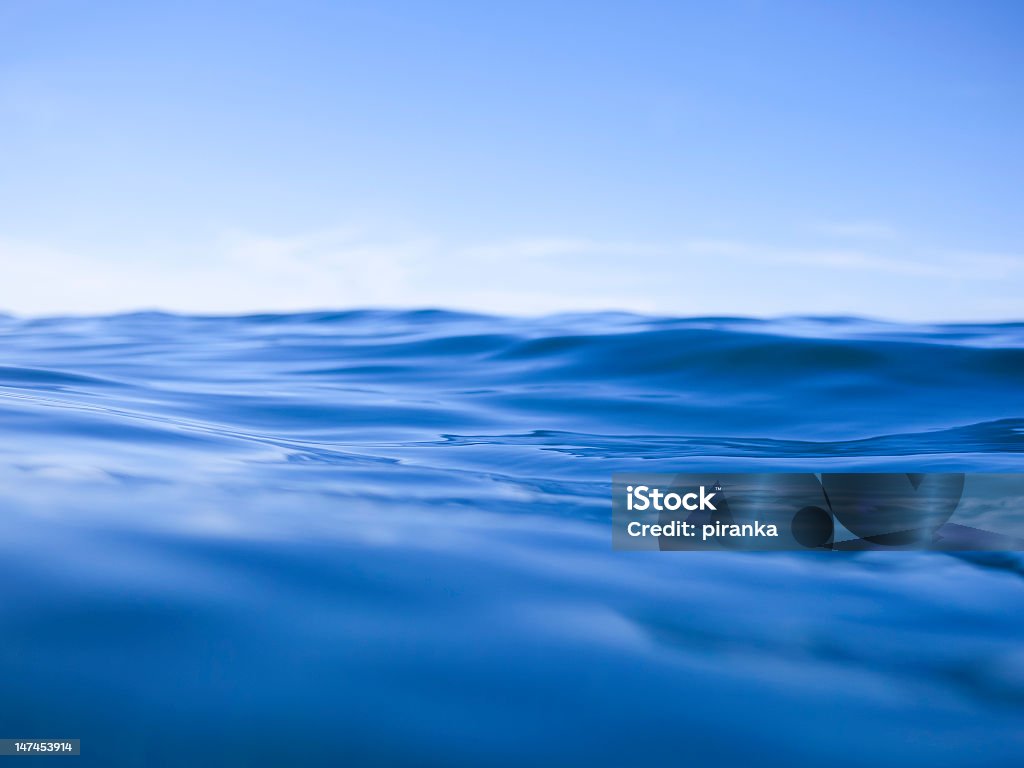 Superficie del agua - Foto de stock de Agua libre de derechos