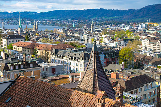 zurich le matin - überblick photos et images de collection