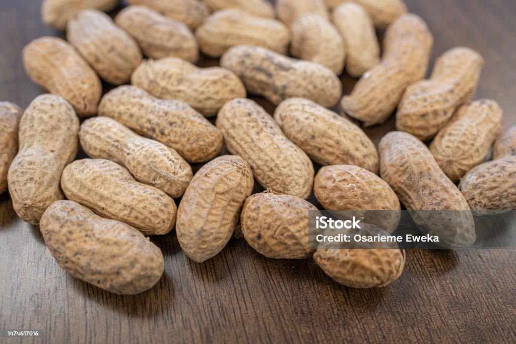 Off Shell Groundnuts Groundnuts Peanuts In Shell Ready To Eat Stock Photo - Download Image ...