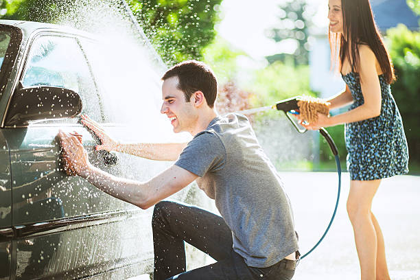istock Car Wash Couple 147461760