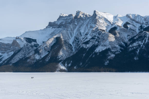 istock Lake Minnewanka, Banff National Park 1474641786