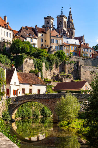 istock Semur-en-Auxois 1474701494