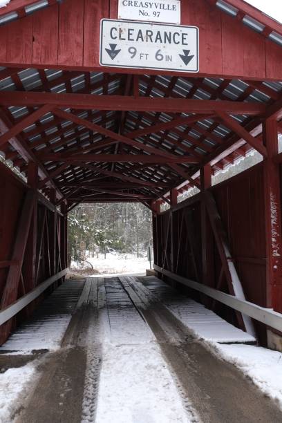 istock Historic Creasyville red covered bridge 1474701557