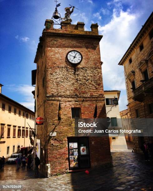 Torre Di Pulcinella Montepulciano Italy Stock Photo - Download Image Now - Ancient, Arch - Architectural Feature, Architecture