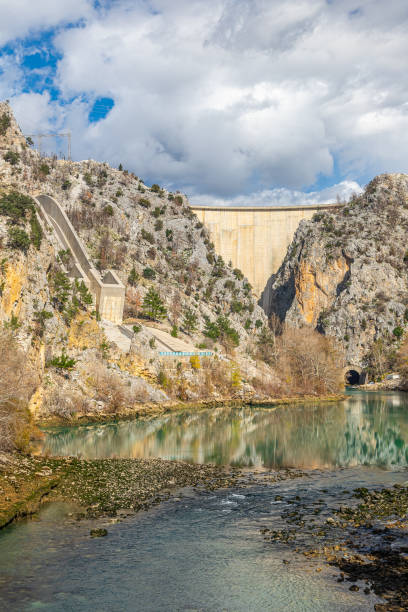 istock Dam and Hydro power plant 1474734527