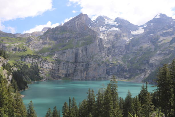 istock Oeschinensee, Kandersteg, Switzerland 1474825345