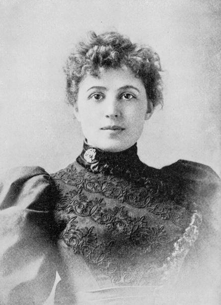 istock Portrait of 19th century stage celebrities: Viola Allen 1474841305