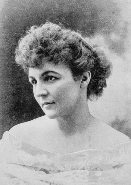 istock Portrait of 19th century stage celebrities: Mildred Holland 1474843947