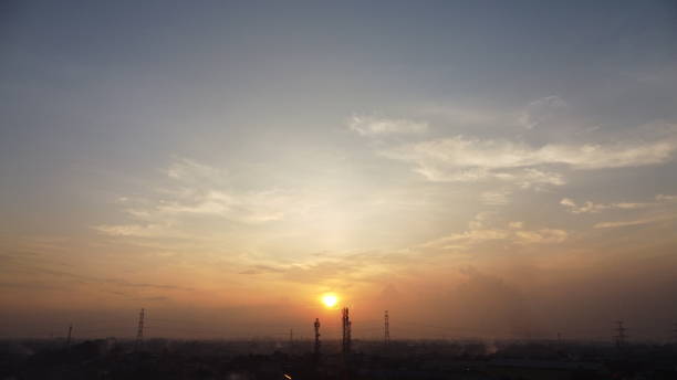 istock Sunset in the city 1474849476