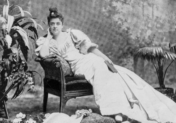 istock Portrait of 19th century stage celebrities: Marie Burroughs 1474850976