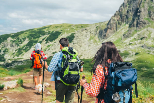 istock Friends hiking 1474868597