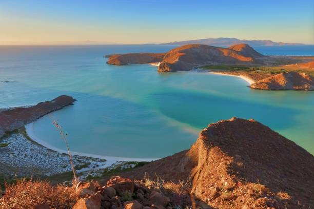 istock The Majestic Bay 1474873502
