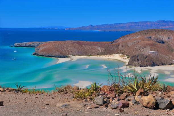 istock The Majestic Bay 1474881710