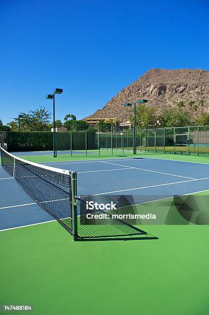 Resort De Azul Courts De Ténis - Fotografias de stock e mais imagens de Cerca - Cerca, Céu, Desporto