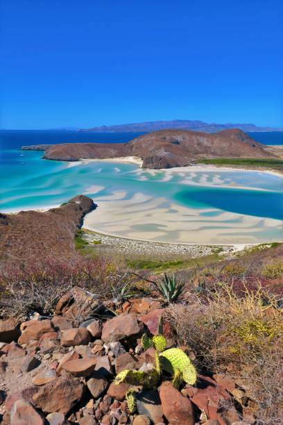 istock The Majestic Bay 1474882476