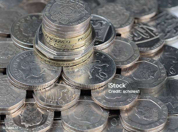 Monete Regno Unito - Fotografie stock e altre immagini di Argentato - Argentato, Argento, Close-up