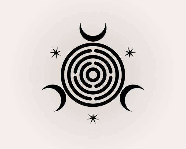 illustrations, cliparts, dessins animés et icônes de géométrie sacrée, triple déesse de la sorcellerie spirituelle gréco-romaine. sorcière wicca sigil, labyrinthe mystique, triple croissant de lune, vecteur de logo noir isolé sur fond blanc - greco roman