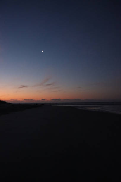 istock Sunrise at the beach 1474917437