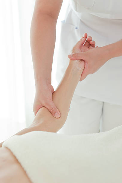 istock The beautician who massages an arm 147493658
