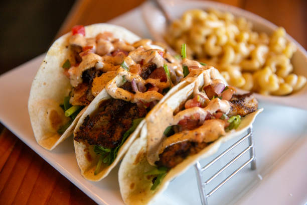 istock Close Up on Fish Tacos 1474938410
