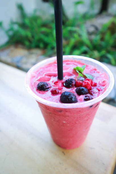 istock strawberry yogurt smoothie, mixed berry smoothieor berry smoothie 1474965838