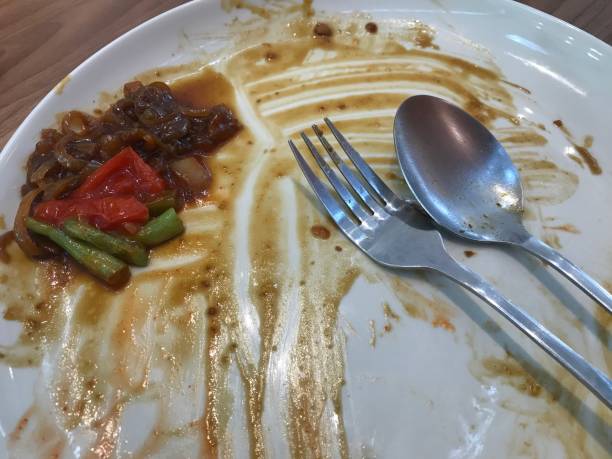 istock Empty dirty dish after rice and chicken with blackpaper sauce 1474976155
