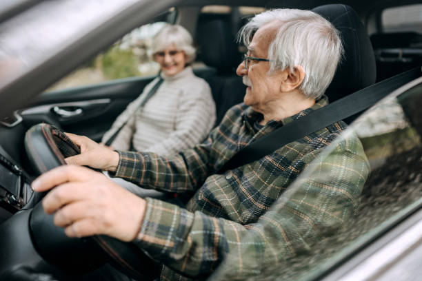 istock Senior couple on a road trip 1474999621