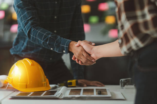 istock Foreman or Civil engineer handshake making modern construction. industry professional team and engineer concept 1475011474
