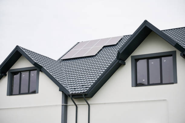 istock Bottom view of house with solar panels on roof. 1475018331