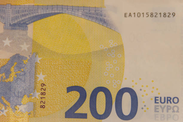 istock Macro shot of two hundred euro banknote 1475040341