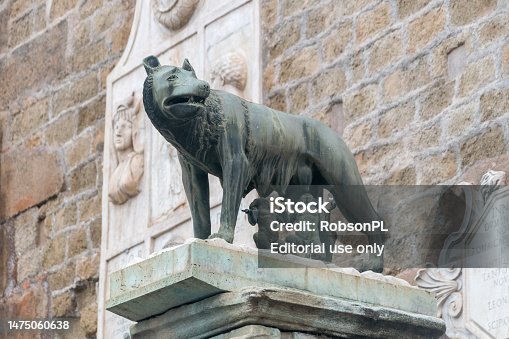 Sculpture of Capitoline Wolf.