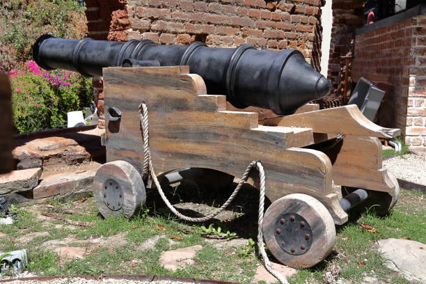istock Old forged metal boat cannon 1475101335