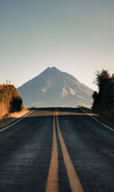istock Mount Taranaki from Kent Road 1475113283