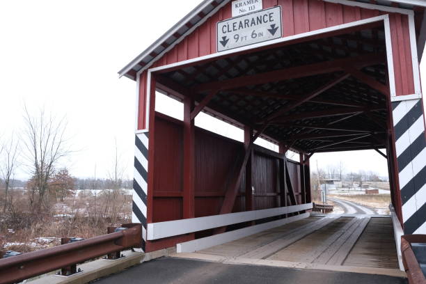 istock Historic red wooden Kramer covered bridge 1475131891